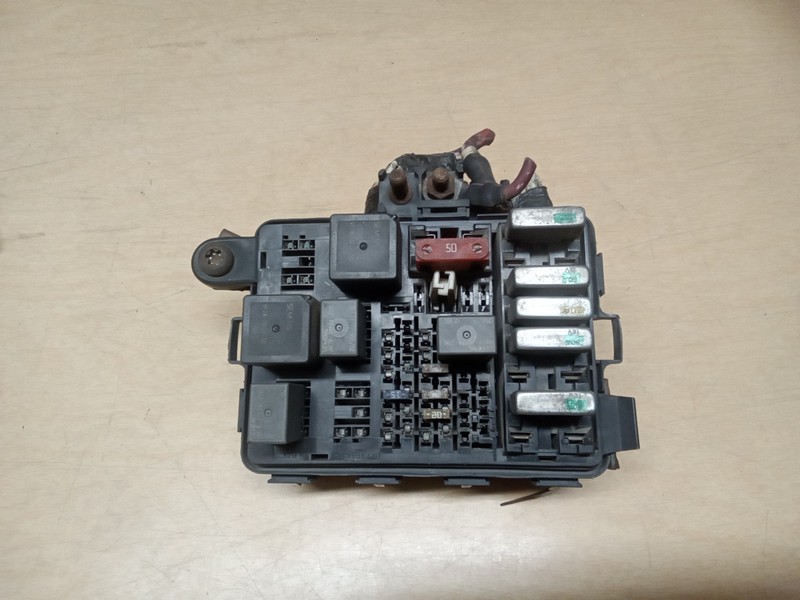 GM Chevy Relay Fuse Box 12146286W/ Mount