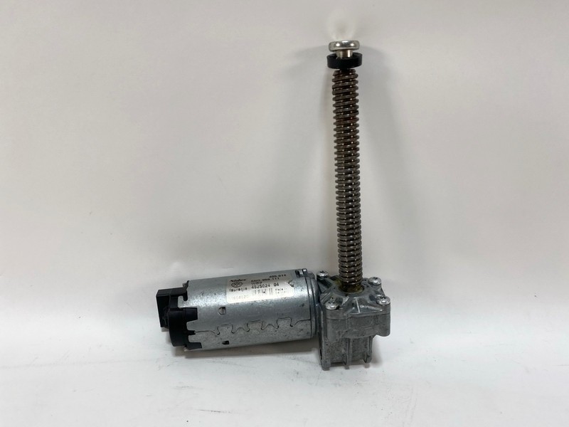 15-18 AUDI Q3 FRONT LEFT LH DRIVER SIDE SEAT TILT HEIGHT ADJUSTMENT MOTOR OEM