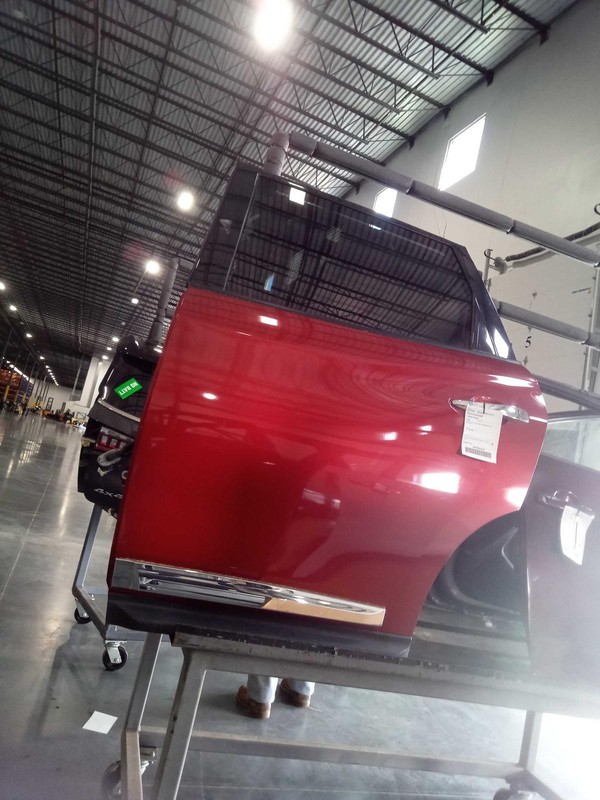 2014 Nissan Pathfinder Left Door Red 4DR SUV OEM Used Part 203772 147K Miles