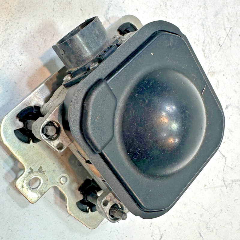2016-2018 AUDI A6 S6 FRONT DRIVER SIDE CRUISE CONTROL DISTANCE SENSOR MODULE OEM