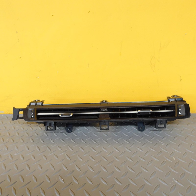 2023-2026 BMW X2 X1 U10 U11 FRONT RIGHT SIDE DASH AIR VENT OEM 9483383