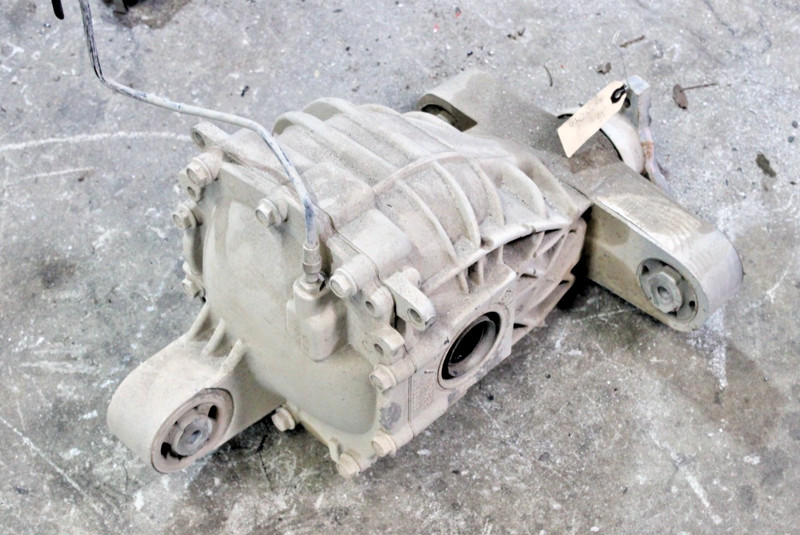 2011-2015 Chevrolet Chevy Camaro Rear Axle Differential Dif Carrier 2.92 Ratio