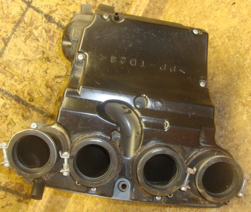 2013 Yamaha FJR1300 FJR 1300 A FJR1300A Air Filter Intake Box Lid Manifold Cover