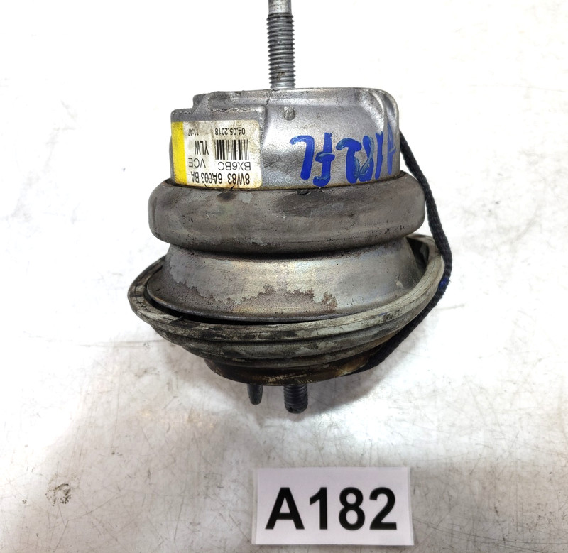 ✅ 10-19 OEM Jaguar XJ XJR Left Driver Side Engine Mount Bracket