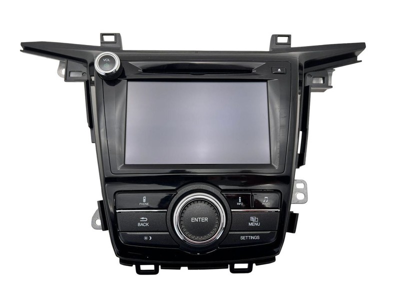 2016-2017 Honda Odyssey Radio Receiver With Display Controls And Bezel