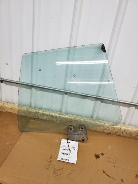 Driver Left Rear Door Glass Sedan Fits 80-90 CAPRICE 284399