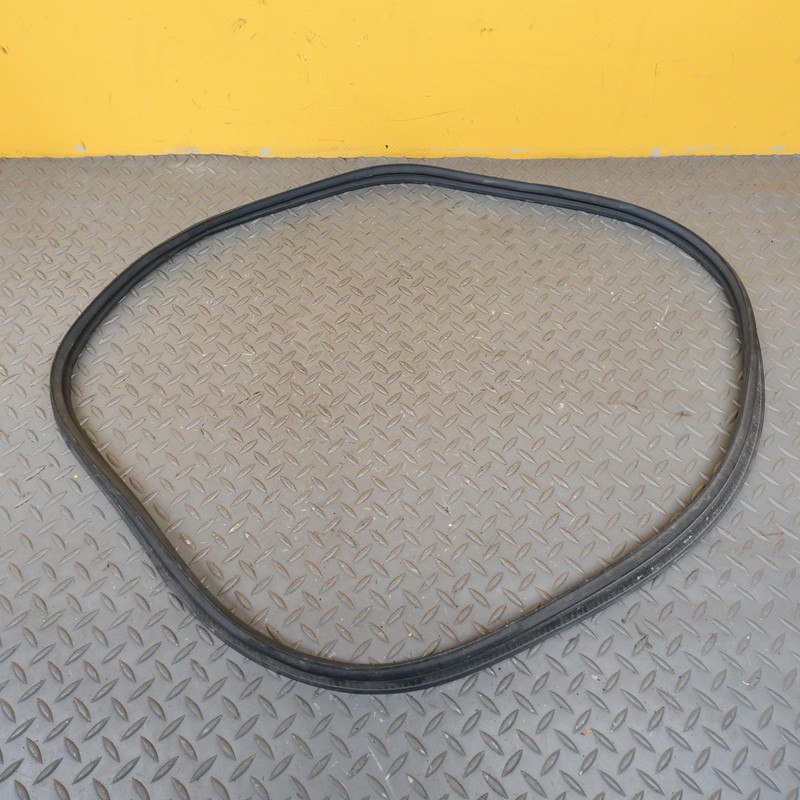 2022-2025 SUBARU BRZ TRUNK DECK LID WEATHERSTRIP SEAL OEM 57532CC000