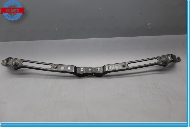 18-21 Buick Enclave Avenir Front Bumper Upper Mount Barcket 84332107 Oem