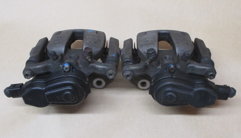 2017-2023 HONDA ODYSSEY REAR CALIPER SET - 141.40595 AND 141.40596