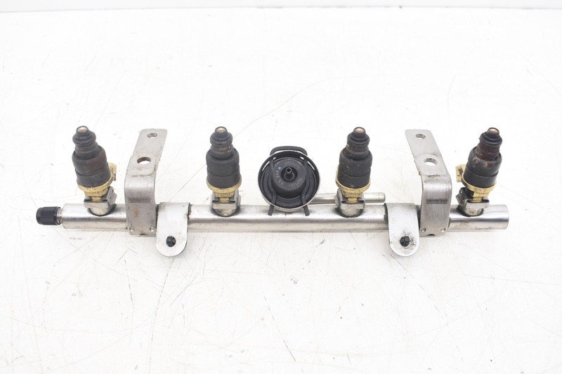 2006 Mini Cooper S R52 R53 W11 Fuel Rail Pipe Regulator With Injectors OEM KW87