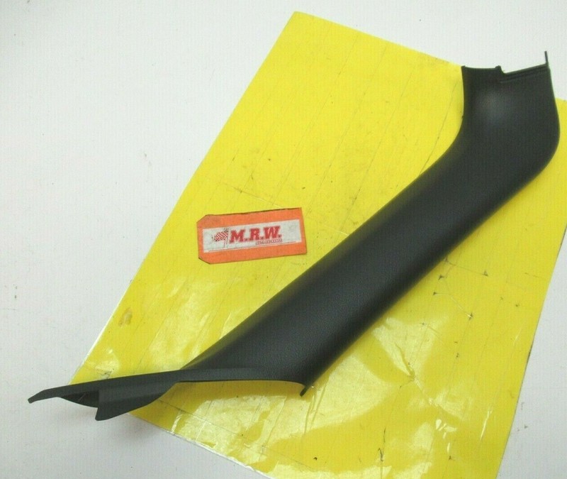 A PILLAR POST WINDSHIELD TRIM RIGHT PASSENGER SIDE for 00 01 02 03-05 MR2 SPYDER