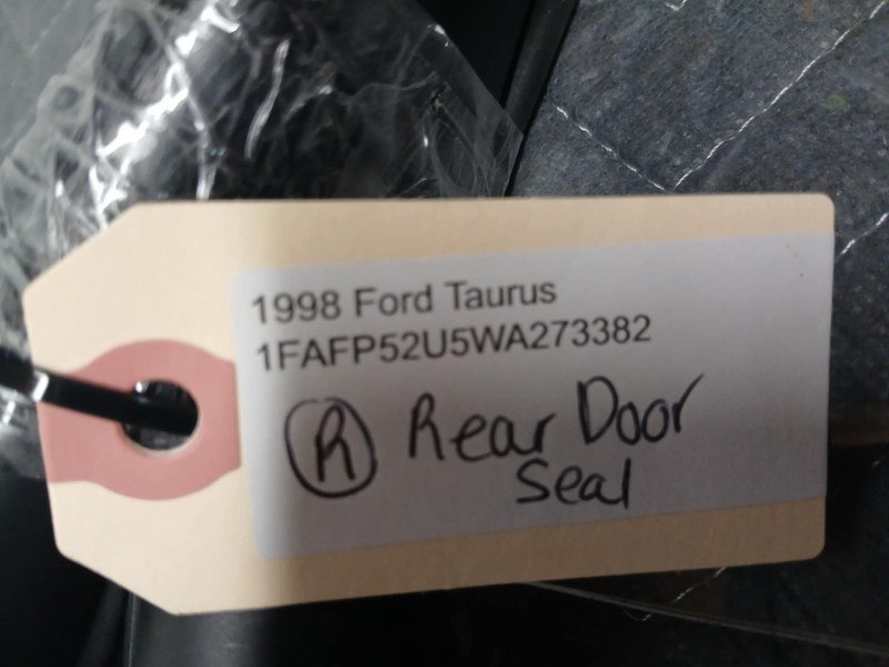 1998 Taurus Passenger Right Rear Door Seal