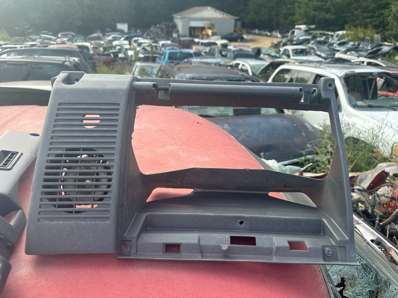 89-95 Toyota Pickup & 4runner Glove Compartment Trim Mounting Frame - Lower RH