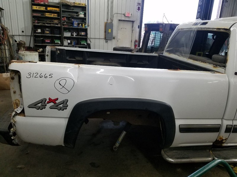 Pickup Box Classic Style Creased Door Skin Fits 99-07 SIERRA 1500 PICKUP 298671