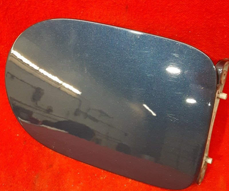 2007 - 2013 Volvo c30 Fuel Gas Tank Filler Door 31217786 Caspian Blue