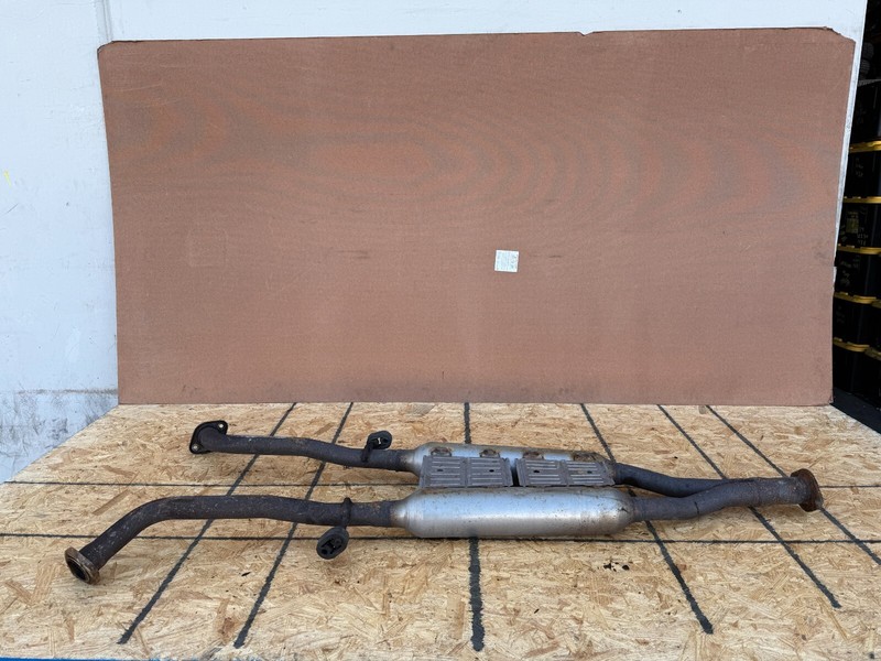 INFINITI M56 M37 M35H Q70 2011-2019 OEM MUFFLER EXHAUST MID PIPE TUBE ASSEMBLY
