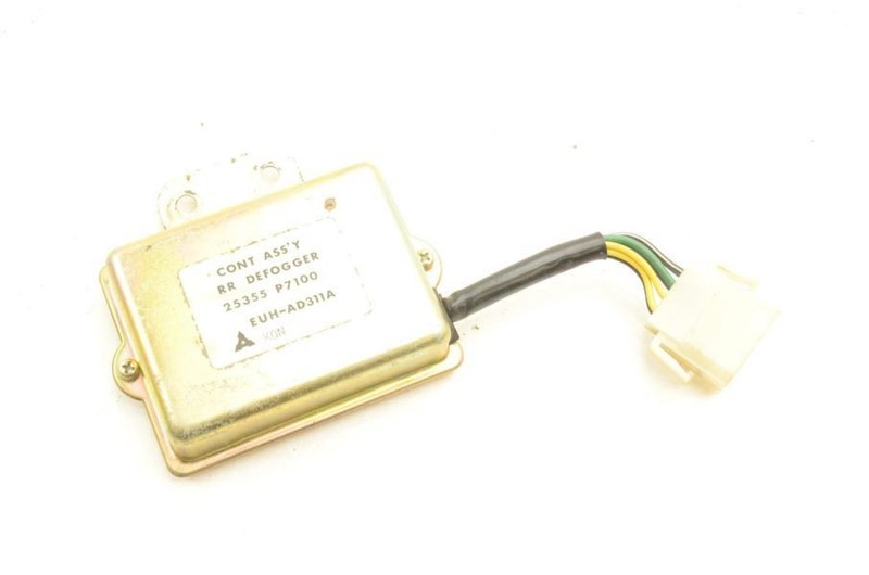 1979-1983 DATSUN 280ZX L28 S130 FAIRLADY REAR DEFOGGER MODULE 25355 P7100
