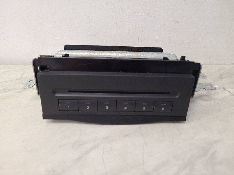 Audio Equipment Radio 251 Type R350 Changer Fits 06-13 MERCEDES R-CLASS 499320