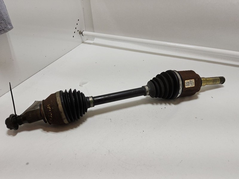 2020 Buick Enclave Front Left Axle Shaft 3.6L AT w/blind spot alert (opt UKC)