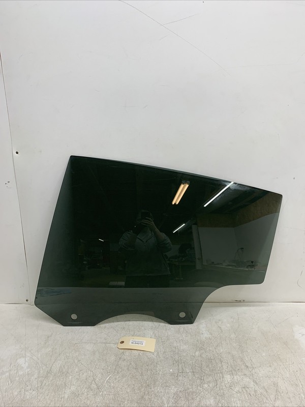 2020-2023 TESLA MODEL Y DOOR GLASS LEFT REAR OEM 43R-004553 54014 S1