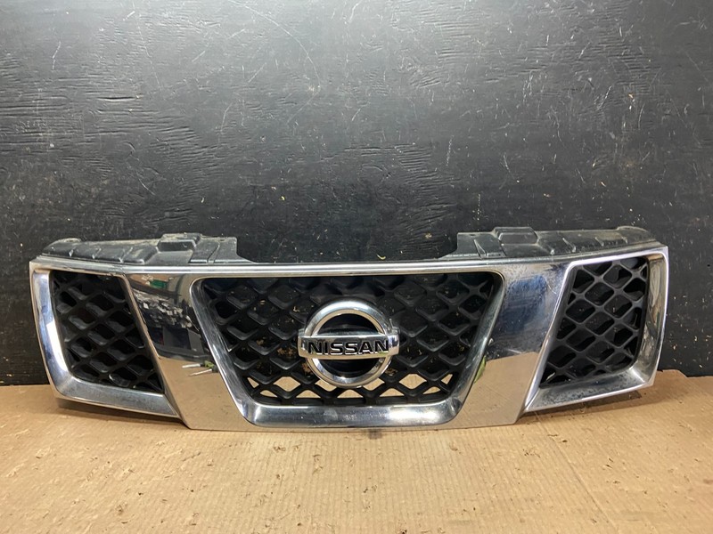 2005 2006 2007 Nissan Pathfinder Chrome Front Upper Grill Grille Oem Z3227 DG