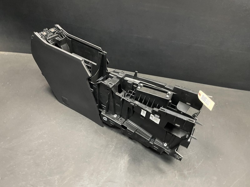 Center Console Base 2021 Cadillac XT4 84659050 2019 2020 2022 2023