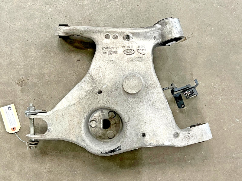 ⭐2016-2024 JAGUAR XF RWD REAR RIGHT SIDE LOWER REARWARD CONTROL ARM OEM LOT2718