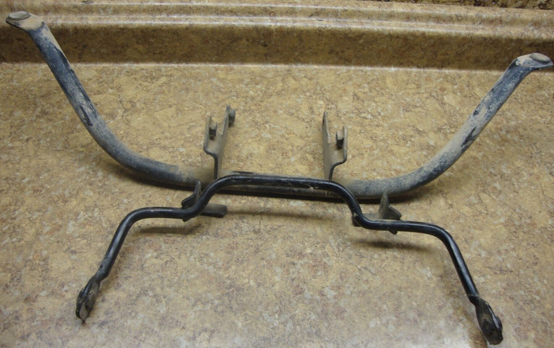 1987 Suzuki LT125 LT 125 Quadrunner Body Frame Fender Mount Brace Quad Runner