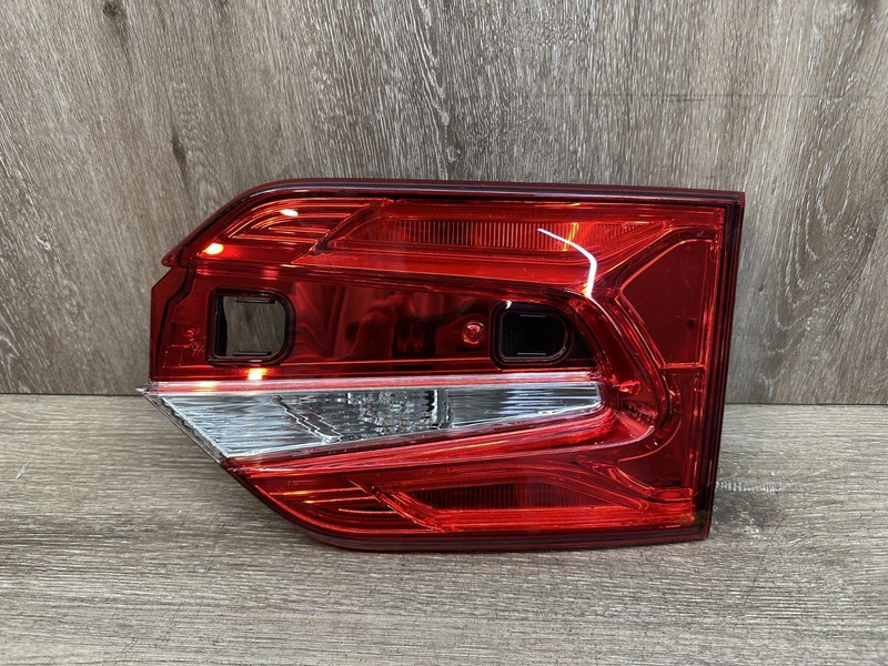2018-24 HONDA ODYSSEYRH INNERTAIL LIGHT ASSY OEM