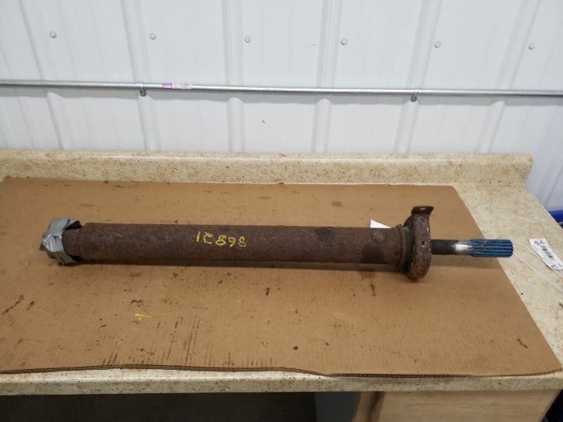 Rear Drive Shaft 2WD 131.5" Wb Fits 92-00 CHEVROLET 3500 PICKUP 198832