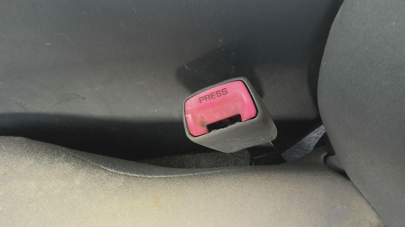 Front Seat Belt Buckle TOYOTA PRIUS 10 11
