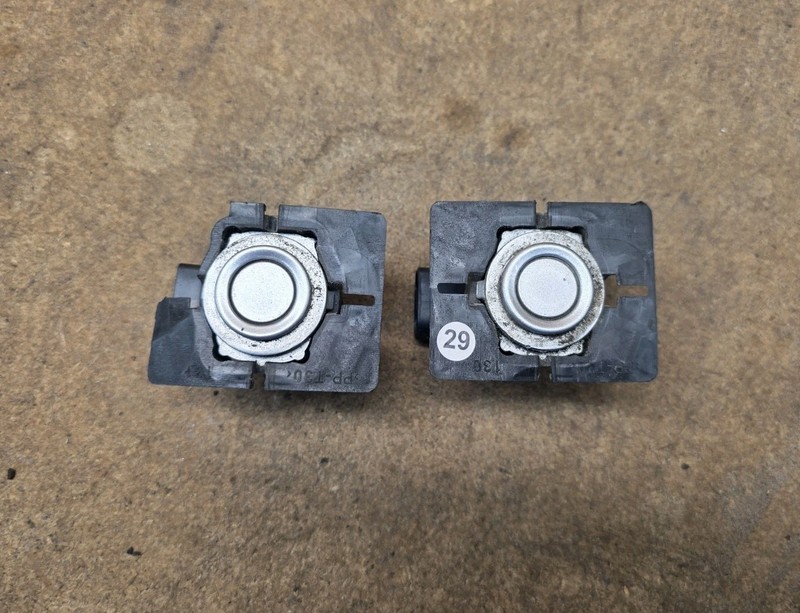 2003 04 05 2006 PORSCHE CAYENNE 955 FRONT BUMPER PDC PARKING DISTANCE SENSOR OEM