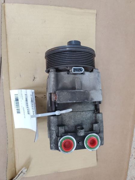 AC Compressor Fits 97-02 EXPEDITION 285570