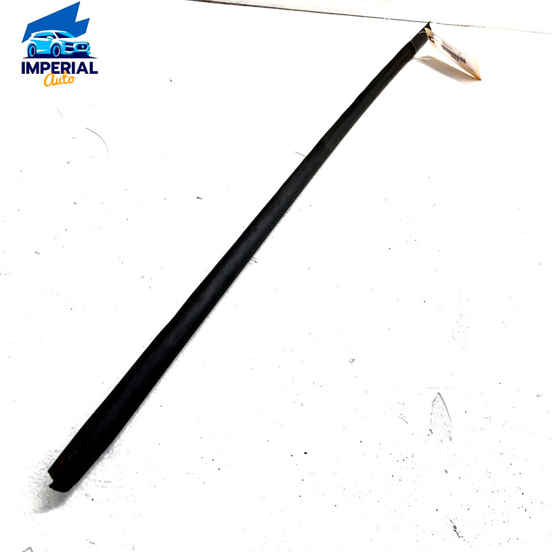 2006 – 2009 MERCEDES-BENZ E350 W211 LOWER SEAL DOOR WEATHERSTRIP DRIVER LEFT OEM