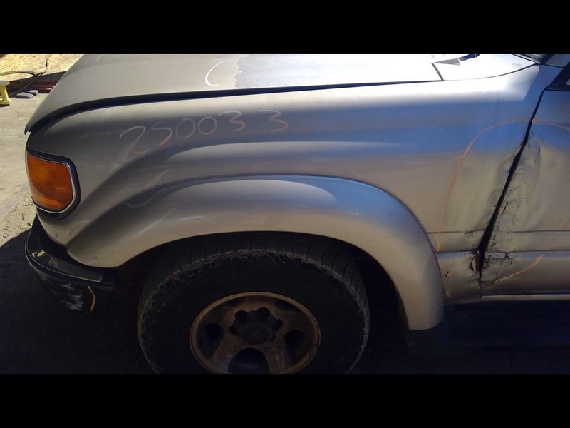 Driver Left Fender 6 Cylinder Without Moulding Fits 91-98 LAND CRUISER 553234