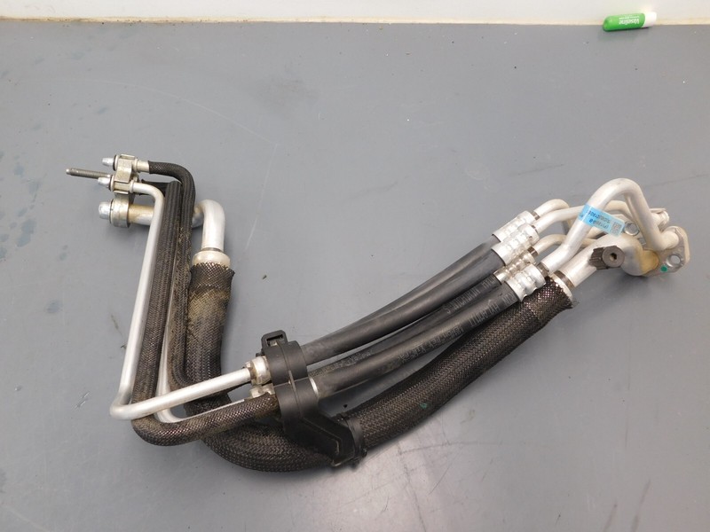 2022 Tesla Model S Long Range Plaid A/C Coolant Lines #3048 S6