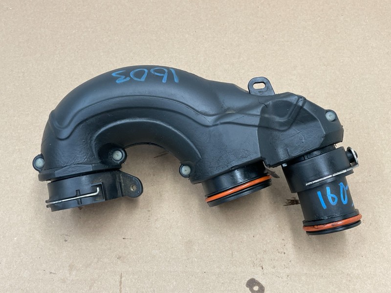 18 19 20 21 22 Volvo XC60 Engine Intake Resonator Air Pipe Tube 2.0L 1603 OEM