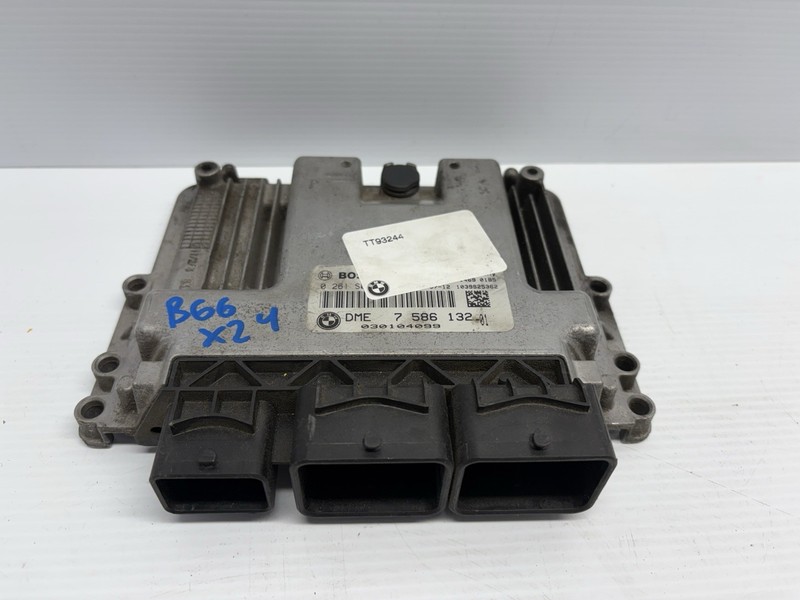 2007-2010 MINI Cooper 1.6L DME ECU PCM Engine Control Unit 7586132