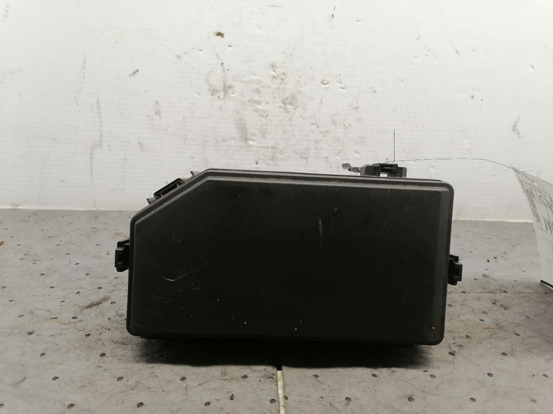 Fuse Box Engine Right Hand Engine Compartment LX AWD Fits 16-18 PILOT 1437203