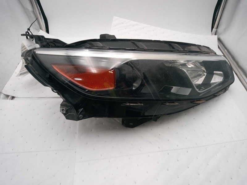 2017 Chevrolet Malibu Right Headlight Assembly Grey OEM Used 116K Miles