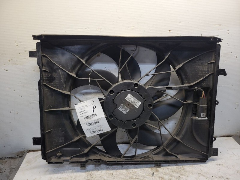 Radiator Fan Motor 207 Type Fan Assembly Fits 10-17 MERCEDES E-CLASS 1683592