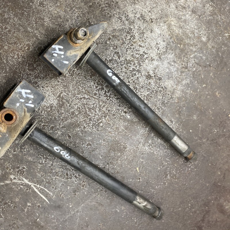 1970’s Vintage John Deere 600 Snowmobile Ski Spindles Straight 300? 400? 440