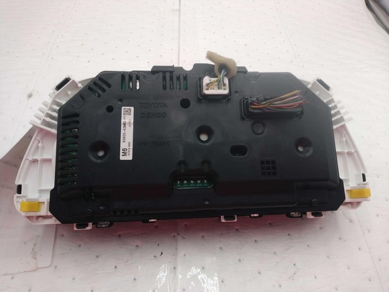 2016 Toyota RAV4 Speedometer Gauge OEM Red 8380042M60 150K Miles