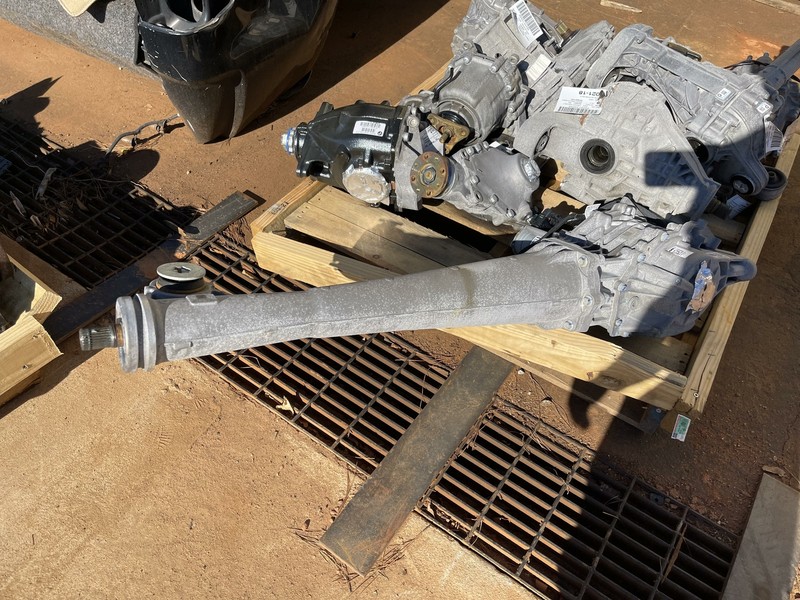 2020 CADILLAC XT5 3.6L AWD REAR CARRIER DIFFERENTIAL CASE 19K MILES 84703725