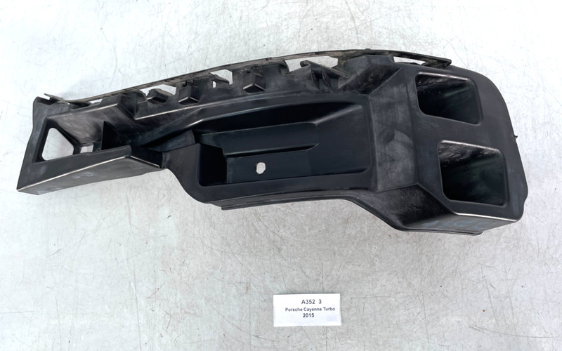 ✅ 15-18 OEM Porsche Cayenne Turbo 958 Rear Left Driver Bumper Mount Bracket