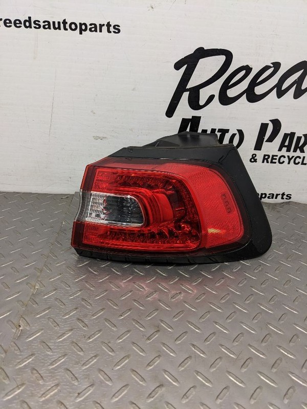 Passenger Tail Light Quarter Panel Mounted LED Fits 14-18 CHEROKEE 1161479