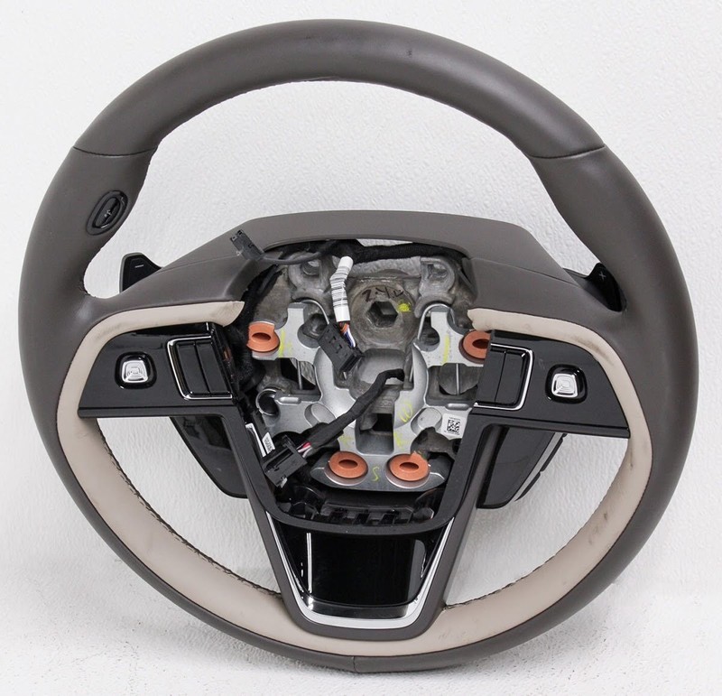 OEM Lincoln Aviator Steering Wheel LC5B-3600-EJ3LU4 Scuffs and Marks