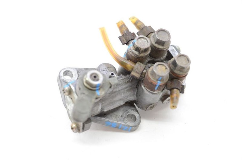 1986-1988 Mazda RX7 FC Convertible Oil Metering Pump