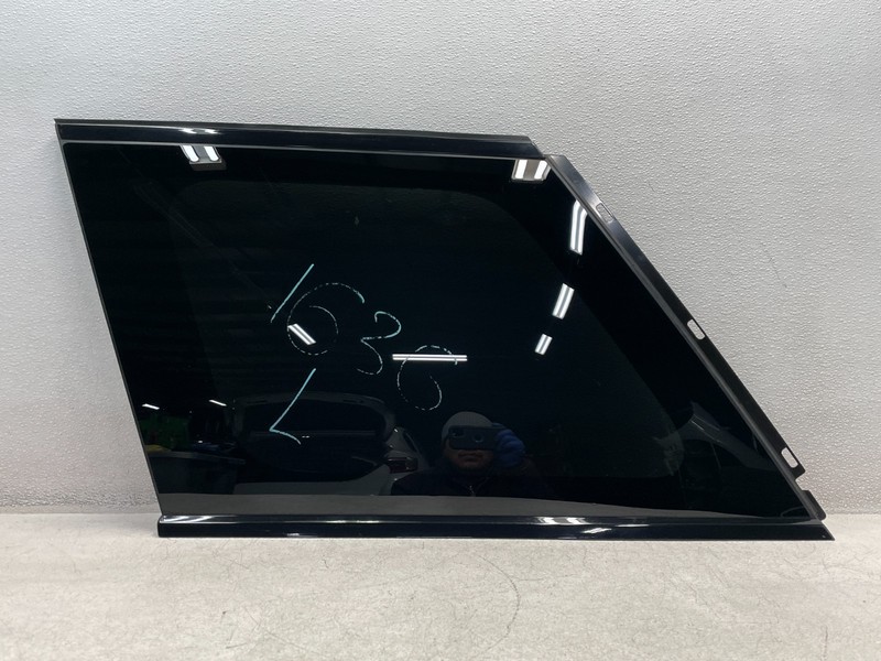 18-20 Land Range Rover L405 Rear Left Driver Quarter Window Glass Panel 1636 OEM