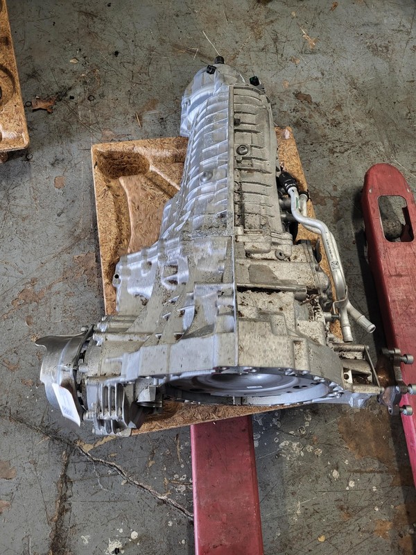 Used Oem Audi AT Automatic Transmission 0CJ409431G for 2023 Q5 2.0L 4WD